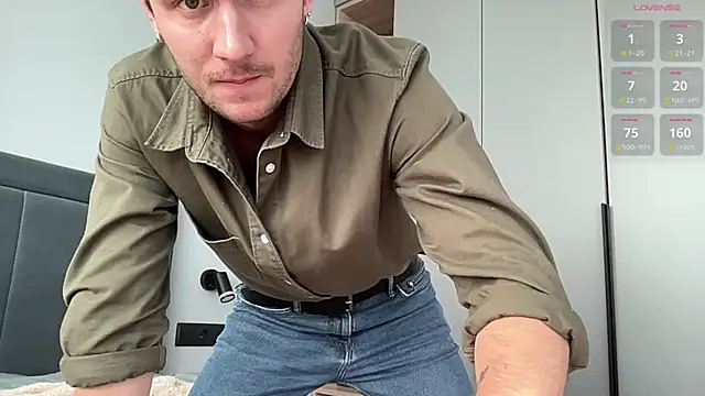 cute mark online show from September 2025 12:18:01 PM