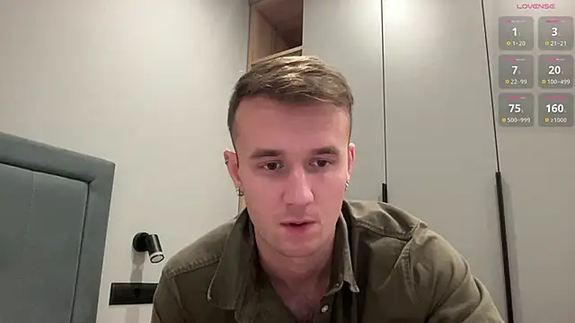 cute mark online show from October 2025 05:15:02 PM