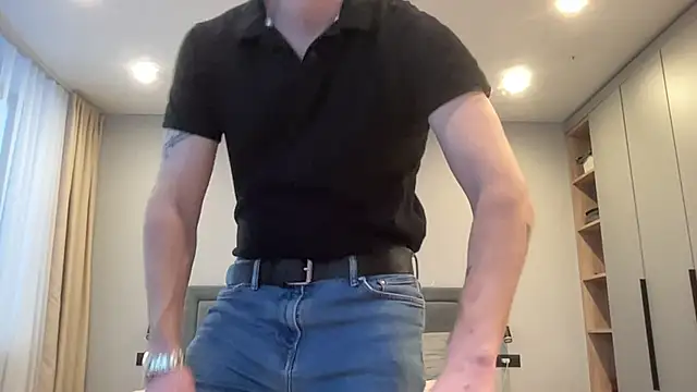 cute mark online show from January 2026 01:24:01 PM