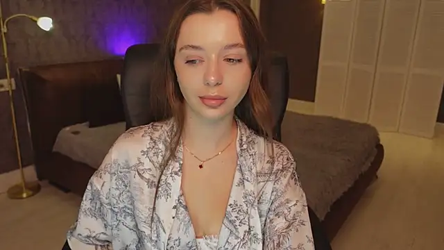 DinaCandy online show from October 2025 10:00:02 AM