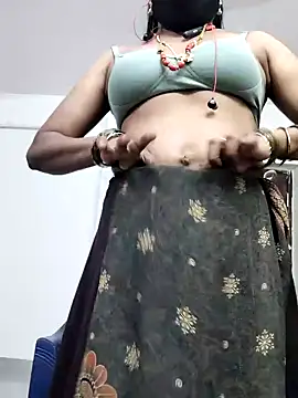 Snapshot of Tamilrojanew chatting on December 2024 08:57:02 AM Tamilrojanew online show from December 2024 08:57:02 AM