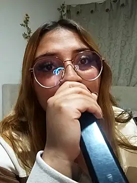 julieta baron online show from September 2025 11:30:01 PM