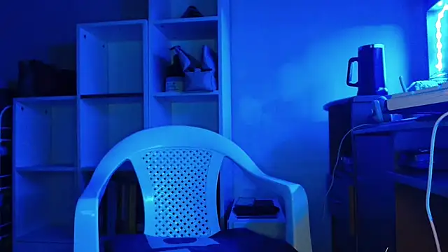 Snapshot of DirtyDi97 chatting on November 2025 02:23:02 AM DirtyDi97 online show from November 2025 02:23:02 AM