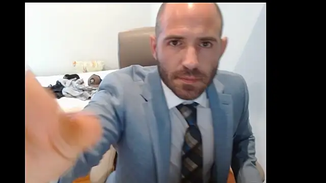 Snapshot of TheNakedPreacher chatting on November 2025 01:21:02 PM TheNakedPreacher online show from November 2025 01:21:02 PM