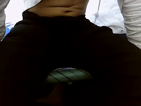 sexyguy1231 online show from April 2026 07:07:02 PM