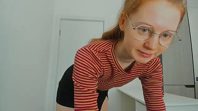 Snapshot of Fire_Luna chatting on February 2025 09:11:01 AM Fire Luna online show from February 2025 09:11:01 AM