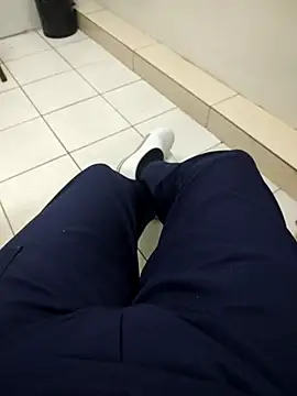 Snapshot of gatmoreno1 chatting on September 2025 04:23:01 PM gatmoreno1 online show from September 2025 04:23:01 PM