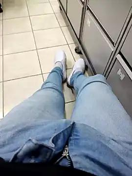 Snapshot of gatmoreno1 chatting on October 2025 02:26:02 PM gatmoreno1 online show from October 2025 02:26:02 PM