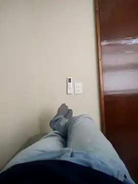 gatmoreno1 online show from December 2025 03:18:02 PM