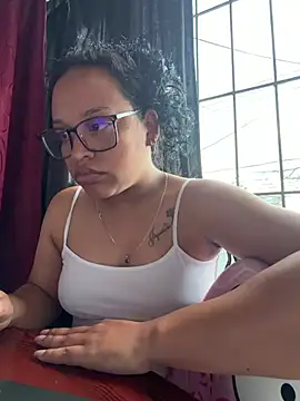 Snapshot of angela_angels_ chatting on June 2026 11:07:01 AM angela angels online show from June 2026 11:07:01 AM