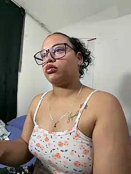 Snapshot of angela_angels_ chatting on July 2026 03:08:01 AM angela angels online show from July 2026 03:08:01 AM