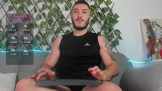 Snapshot of Zionmattis chatting on December 2024 08:04:02 PM Zionmattis online show from December 2024 08:04:02 PM