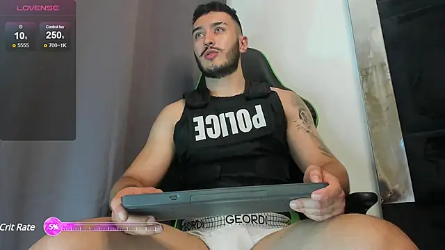 Snapshot of Zionmattis chatting on January 2025 10:45:01 PM Zionmattis online show from January 2025 10:45:01 PM