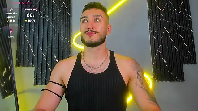 Snapshot of Zionmattis chatting on September 2025 01:27:02 AM Zionmattis online show from September 2025 01:27:02 AM