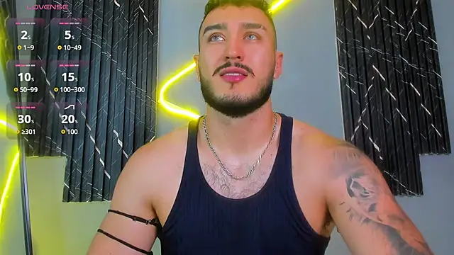 Snapshot of Zionmattis chatting on September 2025 01:31:02 AM Zionmattis online show from September 2025 01:31:02 AM