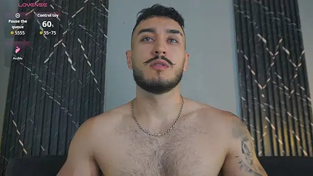 Snapshot of Zionmattis chatting on October 2025 10:10:01 PM Zionmattis online show from October 2025 10:10:01 PM