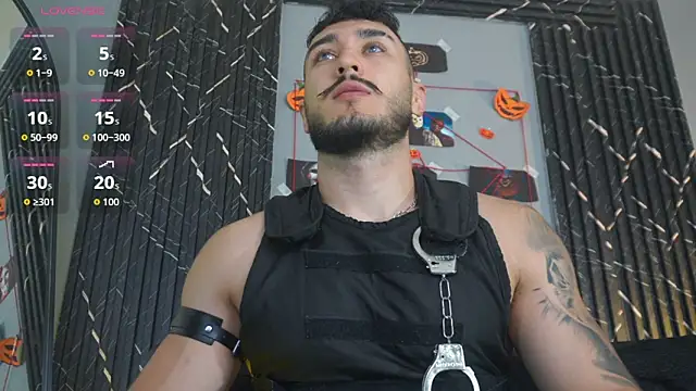 Snapshot of Zionmattis chatting on October 2025 01:40:01 AM Zionmattis online show from October 2025 01:40:01 AM