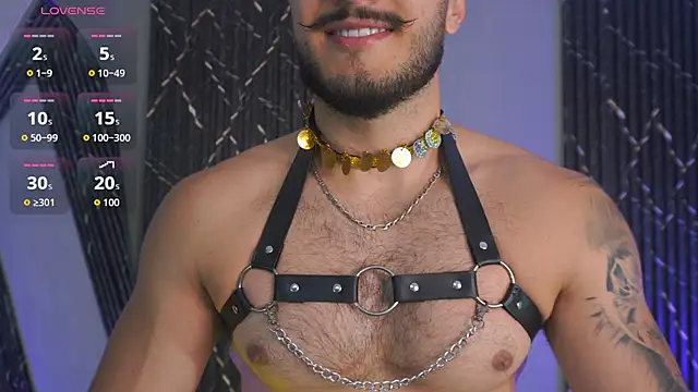 Snapshot of Zionmattis chatting on November 2025 12:53:01 AM Zionmattis online show from November 2025 12:53:01 AM