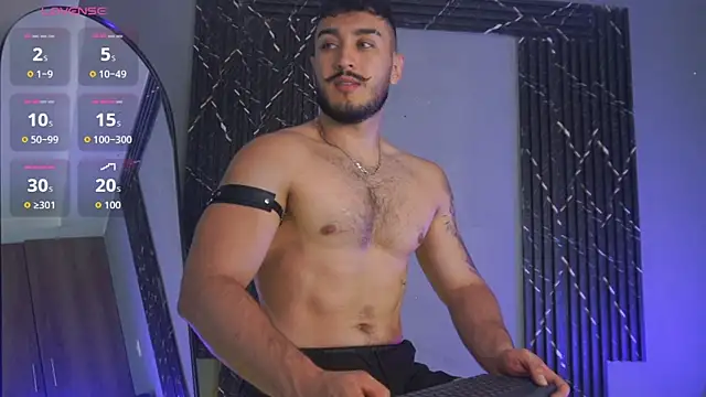 Snapshot of Zionmattis chatting on November 2025 01:15:01 AM Zionmattis online show from November 2025 01:15:01 AM