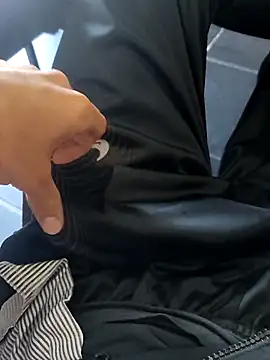 Juliano69xv online show from September 2025 07:40:02 PM