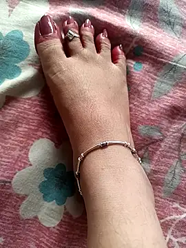 lakey91girl online show from September 2025 05:56:01 AM