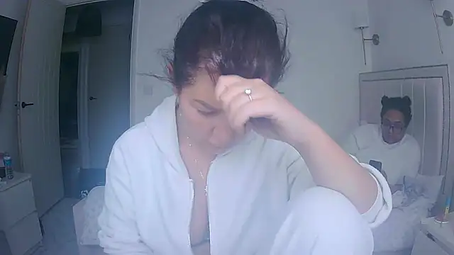 vanilla chocolate23 online show from April 2026 08:31:01 AM