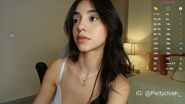 PettyCloeh online show from October 2025 10:21:01 PM