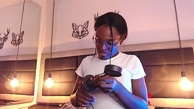 candy lovee69 online show from March 2026 06:18:02 PM