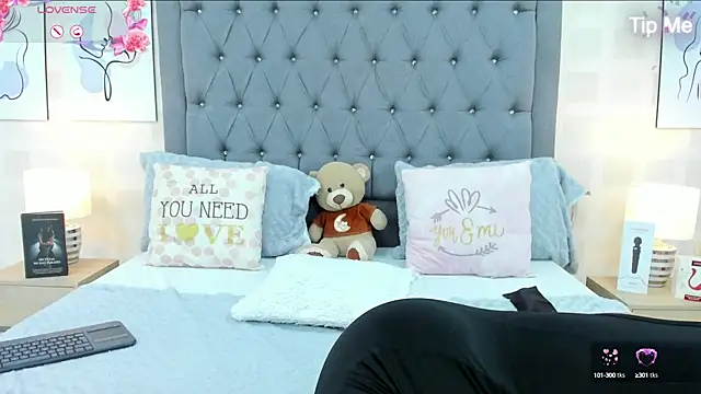 JoslinEvans online show from February 2025 12:16:01 PM