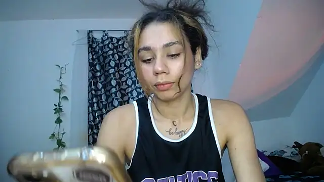 diamonmeli online show from February 2025 04:53:02 PM