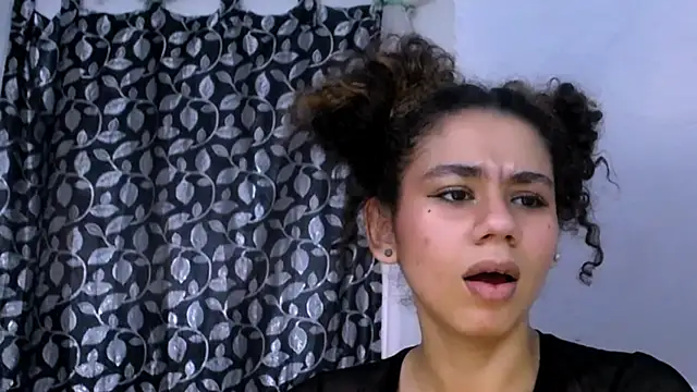 diamonmeli online show from March 2025 05:39:02 PM