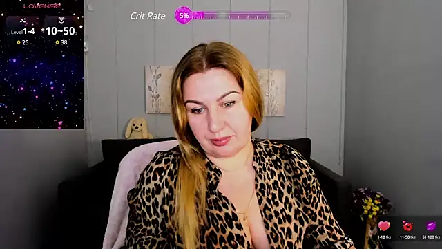 Snapshot of Lili_Crossi chatting on December 2024 06:32:01 AM Lili Crossi online show from December 2024 06:32:01 AM