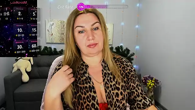 Snapshot of Lili_Crossi chatting on December 2024 06:45:02 AM Lili Crossi online show from December 2024 06:45:02 AM
