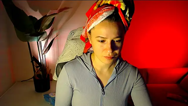 Snapshot of M_Sensual chatting on February 2026 04:11:01 AM M Sensual online show from February 2026 04:11:01 AM