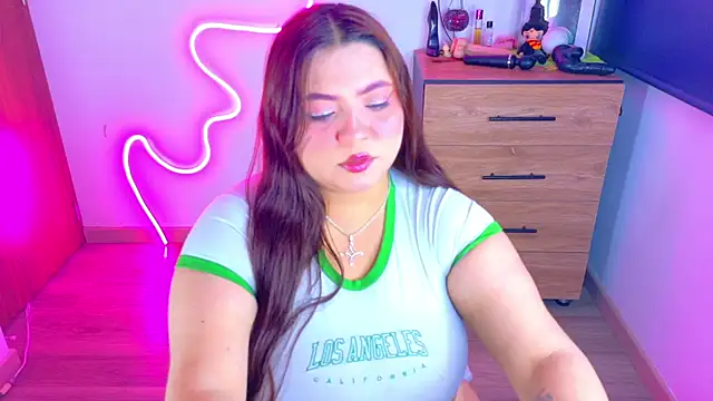 Snapshot of Rebeca_charme21 chatting on September 2025 08:25:01 AM Rebeca charme21 online show from September 2025 08:25:01 AM