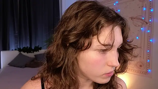 cherry lea online show from December 2024 04:38:01 PM