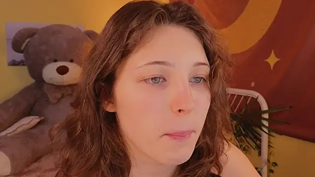 cherry lea online show from February 2025 05:15:01 PM