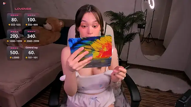 BadScarlet1 online show from December 2025 01:31:02 PM