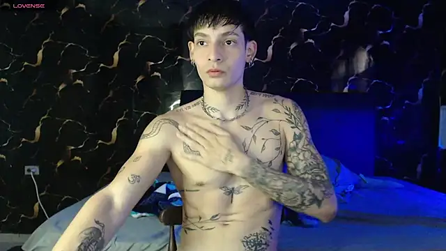 Apolo Hidalgo01 online show from April 2026 08:18:01 PM