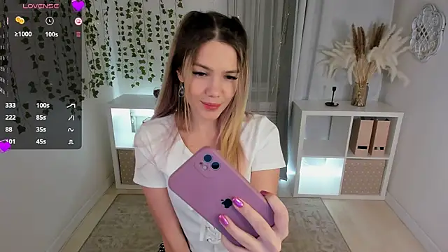 sweetty ashley online show from December 2024 11:01:01 PM