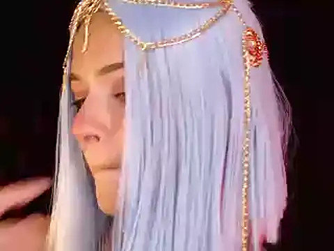 Snapshot of Annyjhonson chatting on March 2025 03:45:01 AM Annyjhonson online show from March 2025 03:45:01 AM