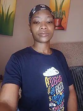 NunuBerry16 online show from July 2026 05:18:01 PM