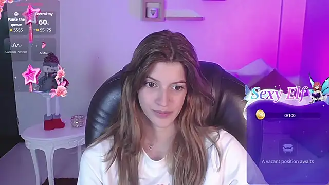 Snapshot of Nora_Vennucci chatting on December 2024 08:51:01 PM Nora Vennucci online show from December 2024 08:51:01 PM