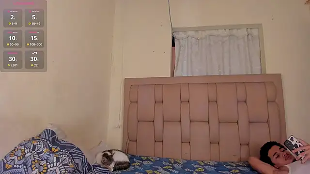 Snapshot of stepcouple_XXX chatting on September 2025 02:06:01 PM stepcouple XXX online show from September 2025 02:06:01 PM