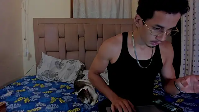 Snapshot of stepcouple_XXX chatting on November 2025 11:48:01 PM stepcouple XXX online show from November 2025 11:48:01 PM