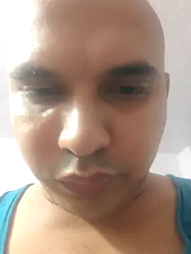 Hotrayyy online show from June 2026 11:20:02 AM