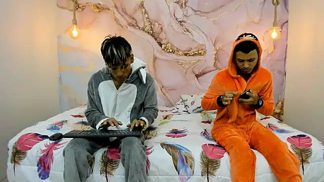StrawwBoys online show from December 2024 07:58:01 AM