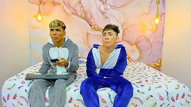 StrawwBoys online show from December 2024 08:02:02 AM