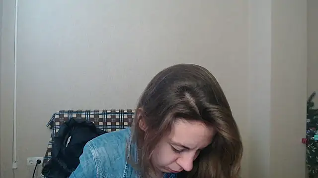 Alissa Joli online show from March 2025 02:46:02 PM