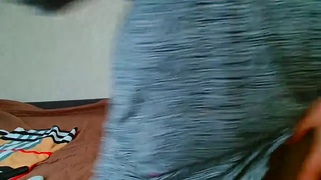 Snapshot of Brionia chatting on November 2025 07:40:01 AM Brionia online show from November 2025 07:40:01 AM